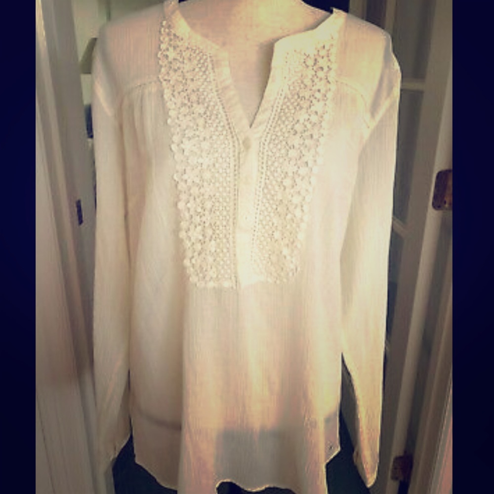 Eddie Bauer sheer cream top NWOT